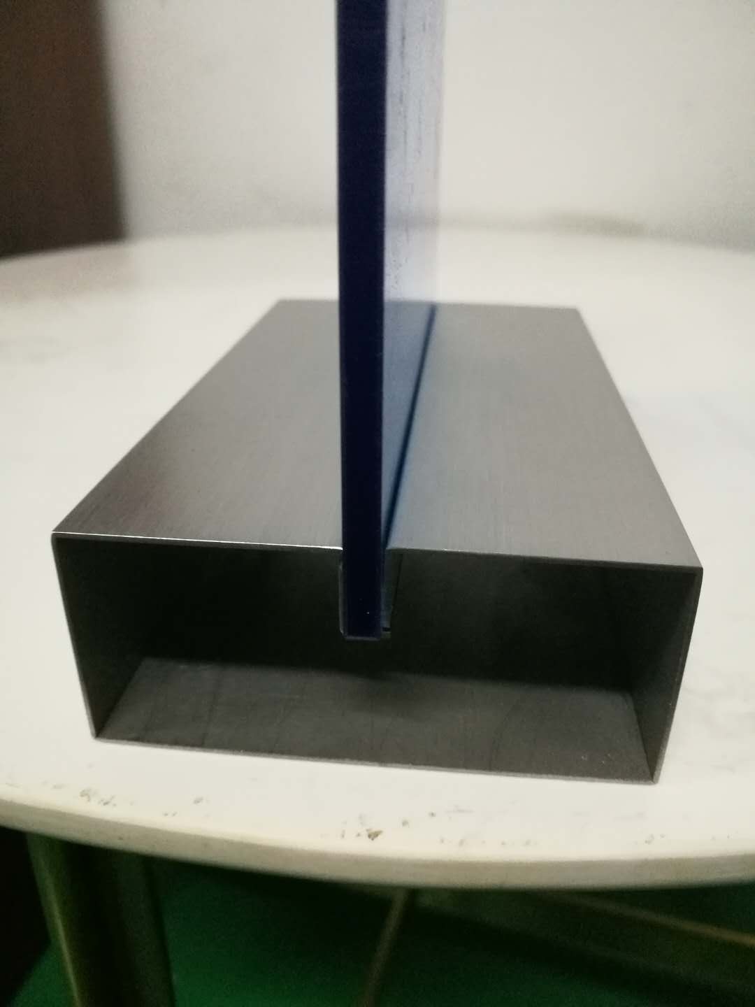 亚克力不锈钢卡拉丝卡槽